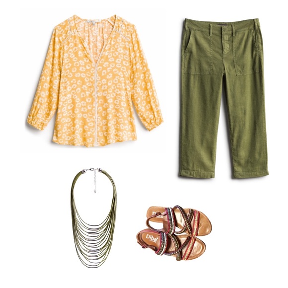 Collective Concepts Yani Lace Detail Textured Top - Picture 8 of 11